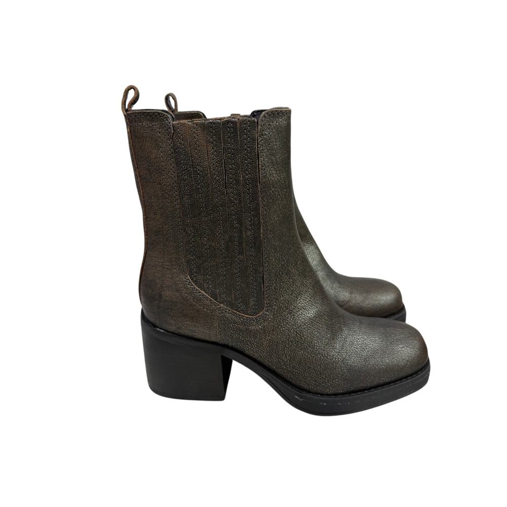 Kenneth Cole New York Women’s Jet Chelsea Boot Size 8 NEW # Box 639